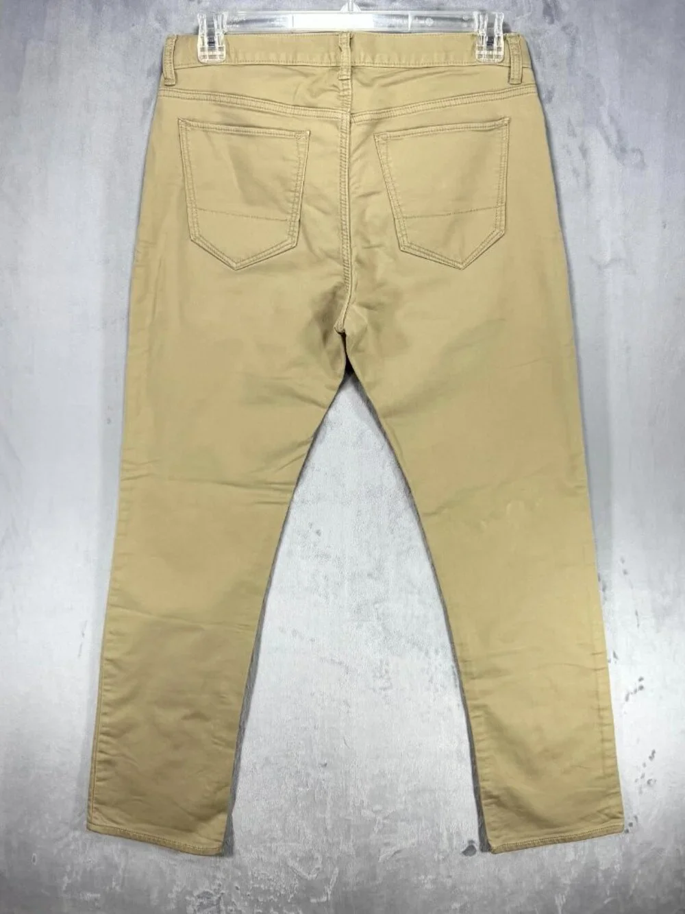 Banana Republic Traveler Jeans Men's 33x32 Slim Fit Khaki Stretch Chino Pants